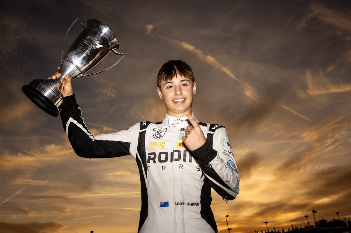 Louis Sharp Clinches 2023 ROKiT F4 British Championship in Thrilling Finale