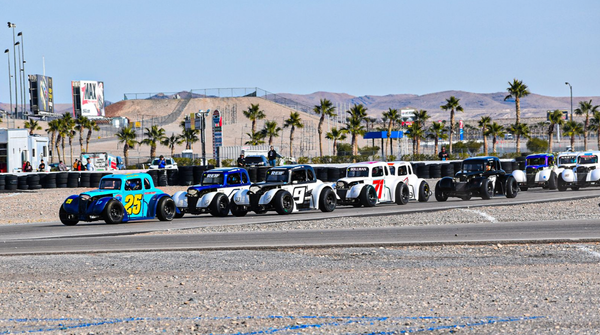 Thrilling Speeds and Unyielding Competition: Highlights from the INEX Racing Season Opener in Las Vegas